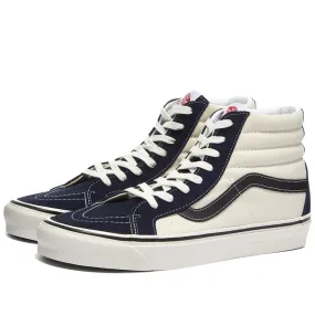 Vans UA Sk8-Hi 38 DXNavy, White & Black